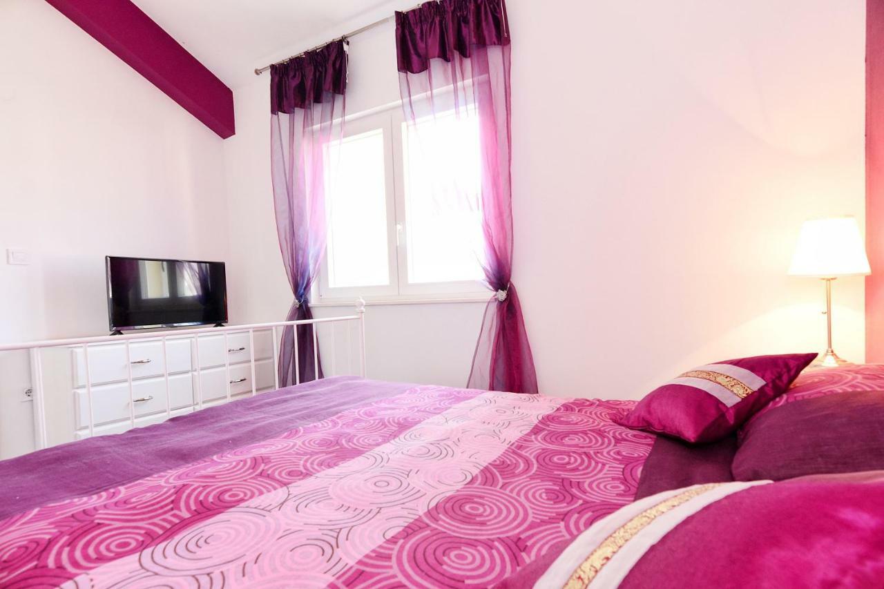 Apartment Nadoveza Tribalj Eksteriør billede